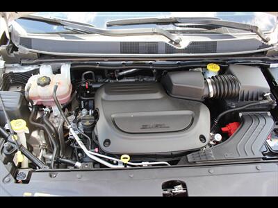 2023 Chrysler Pacifica Touring   - Photo 34 - Euless, TX 76040