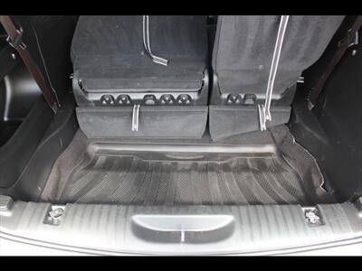 2023 Chrysler Pacifica Touring   - Photo 10 - Euless, TX 76040