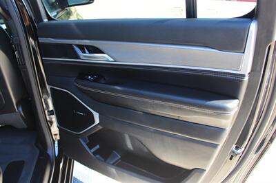 2026 Jeep Grand Wagoneer L Limited Reserve - Photo 24 - Euless, TX 76040