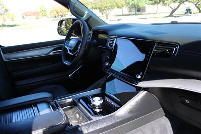 2026 Jeep Grand Wagoneer L Limited Reserve - Photo 31 - Euless, TX 76040