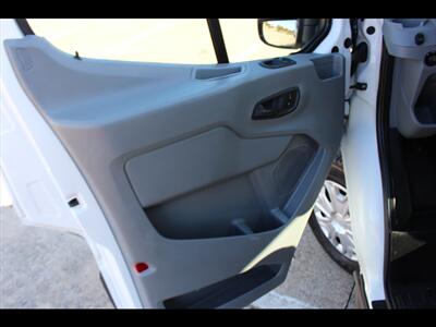 2018 Ford Transit 250   - Photo 17 - Euless, TX 76040