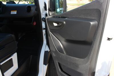 2025 Mercedes-Benz Sprinter 2500 - Photo 26 - Euless, TX 76040