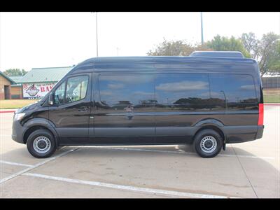 2025 Mercedes-Benz Sprinter 2500   - Photo 2 - Euless, TX 76040