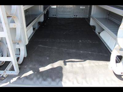 2021 Nissan NV 2500 HD SV - Photo 15 - Euless, TX 76040