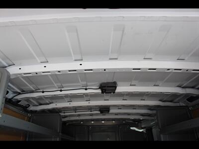 2021 Nissan NV 2500 HD SV - Photo 13 - Euless, TX 76040