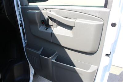 2025 Chevrolet Express LT 3500   - Photo 25 - Euless, TX 76040