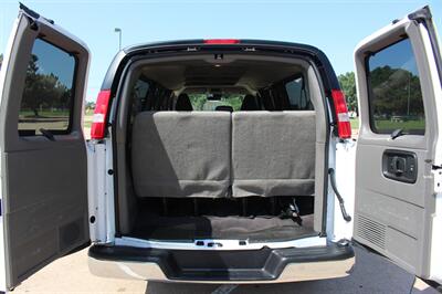 2025 Chevrolet Express LT 3500   - Photo 9 - Euless, TX 76040