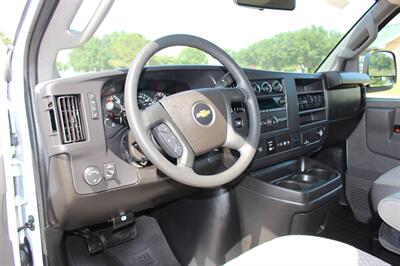 2025 Chevrolet Express LT 3500   - Photo 27 - Euless, TX 76040