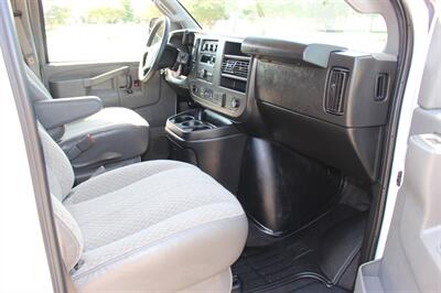 2025 Chevrolet Express LT 3500   - Photo 23 - Euless, TX 76040