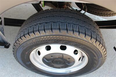 2025 Ford Transit 250   - Photo 34 - Euless, TX 76040