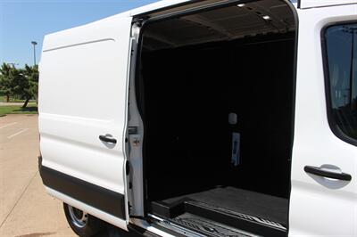 2025 Ford Transit 250   - Photo 22 - Euless, TX 76040