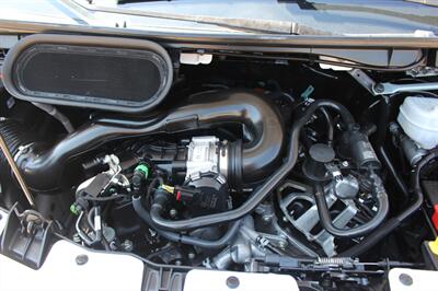 2025 Ford Transit 250   - Photo 37 - Euless, TX 76040