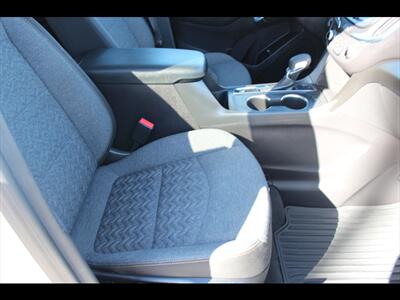 2024 Chevrolet Equinox LT - Photo 17 - Euless, TX 76040