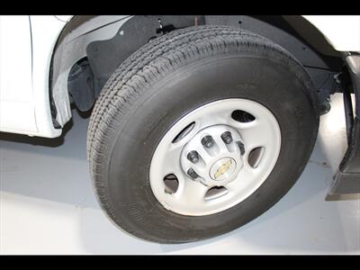 2024 Chevrolet Express LS 3500   - Photo 28 - Euless, TX 76040