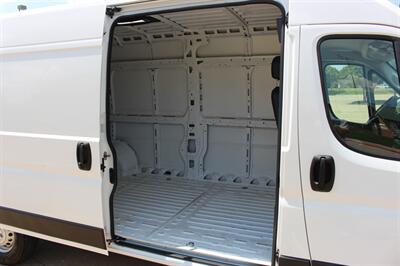 2026 RAM ProMaster SLT 3500 - Photo 14 - Euless, TX 76040