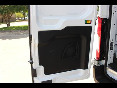 2025 Ford Transit 250   - Photo 18 - Euless, TX 76040