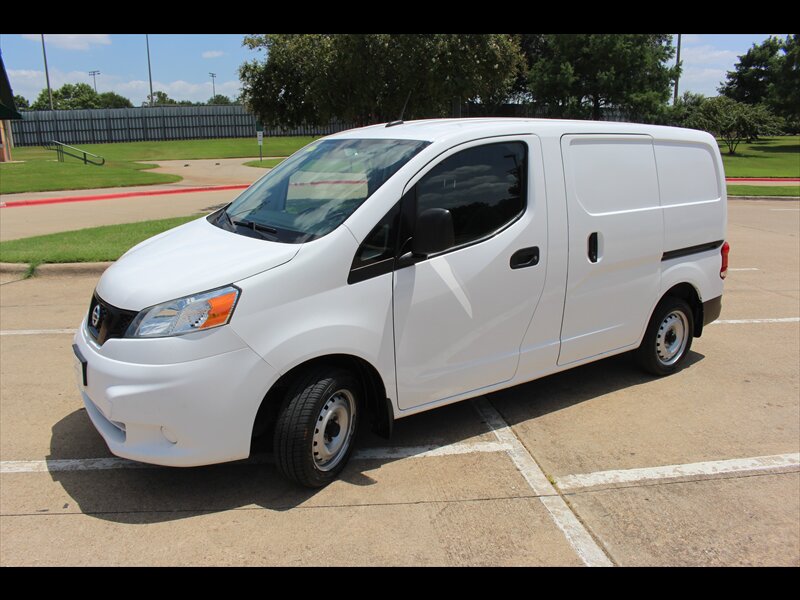 2021 Nissan NV200 S - Photo 1 - Euless, TX 76040
