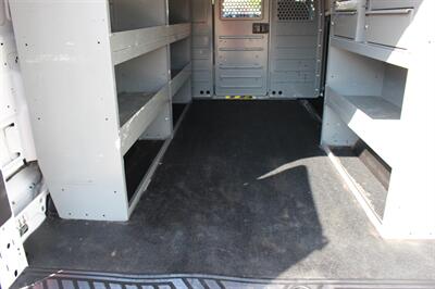 2017 Ford Transit 250 - Photo 10 - Euless, TX 76040
