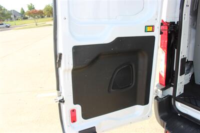 2017 Ford Transit 250 - Photo 16 - Euless, TX 76040