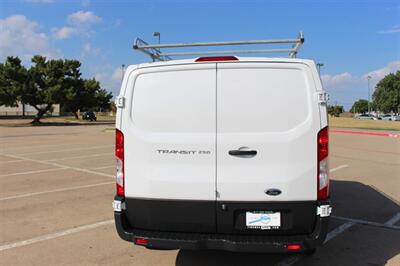 2017 Ford Transit 250 - Photo 4 - Euless, TX 76040