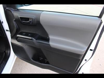 2022 Toyota Tacoma SR   - Photo 21 - Euless, TX 76040
