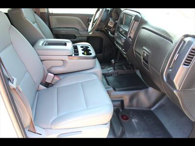 2017 GMC Sierra 2500 HD   - Photo 13 - Euless, TX 76040