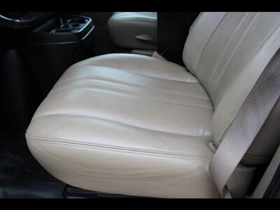 2020 Chevrolet Express 3500   - Photo 26 - Euless, TX 76040