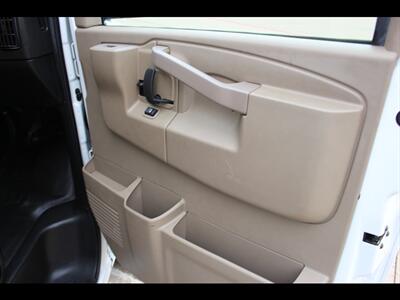 2020 Chevrolet Express 3500   - Photo 33 - Euless, TX 76040