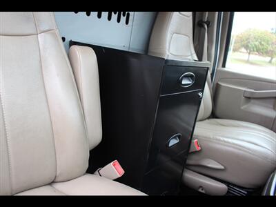2020 Chevrolet Express 3500   - Photo 35 - Euless, TX 76040