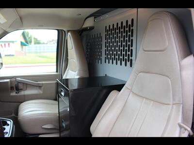 2020 Chevrolet Express 3500   - Photo 30 - Euless, TX 76040