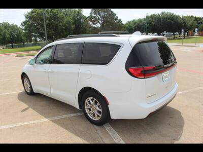 2022 Chrysler Pacifica Touring L   - Photo 3 - Euless, TX 76040