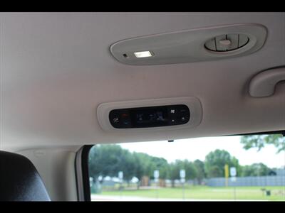 2022 Chrysler Pacifica Touring L   - Photo 19 - Euless, TX 76040