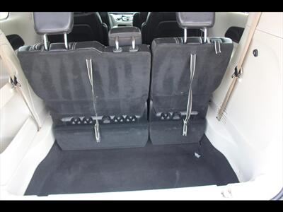 2022 Chrysler Pacifica Touring L   - Photo 10 - Euless, TX 76040