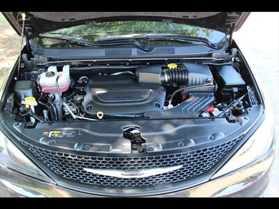 2022 Chrysler Voyager LX   - Photo 35 - Euless, TX 76040