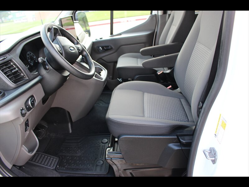 2025 Ford Transit XLT photo 15