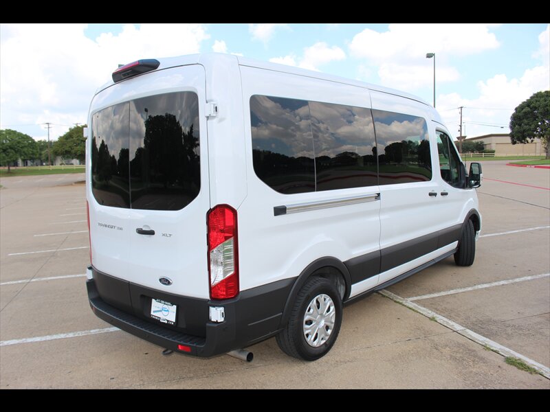 2025 Ford Transit XLT photo 4