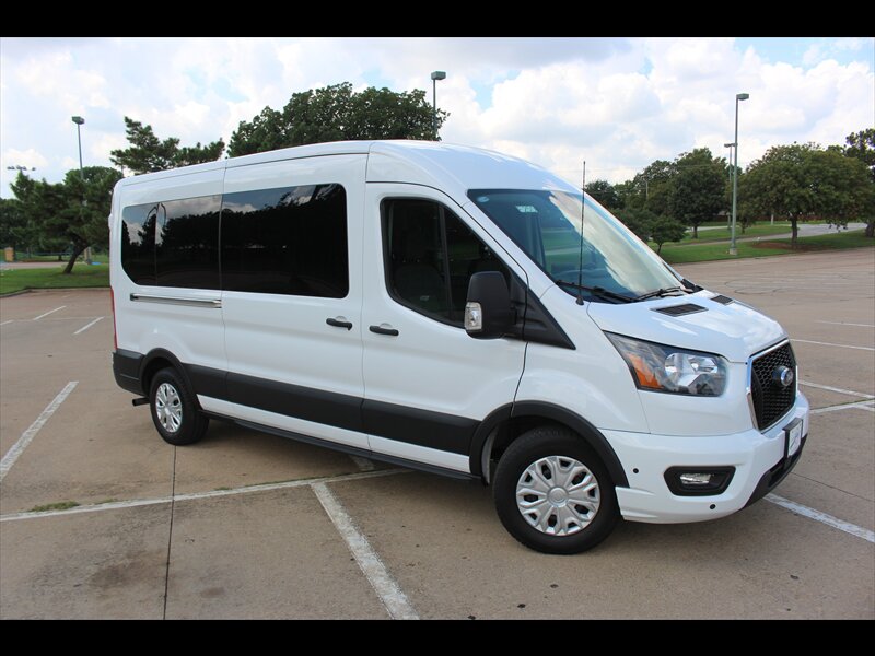 2025 Ford Transit XLT photo 6