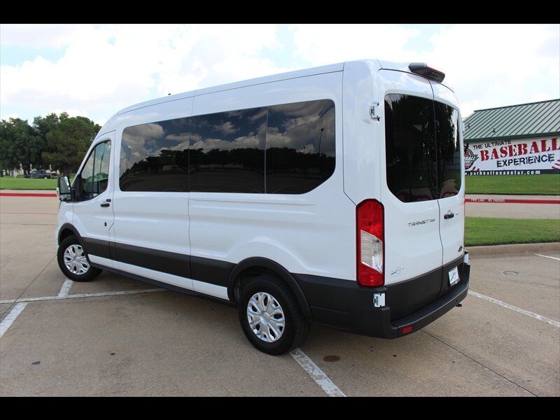 2025 Ford Transit XLT photo 2
