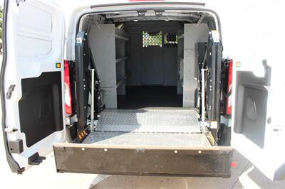 2023 Ford Transit 250 - Photo 18 - Euless, TX 76040