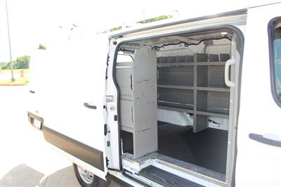 2023 Ford Transit 250 - Photo 13 - Euless, TX 76040