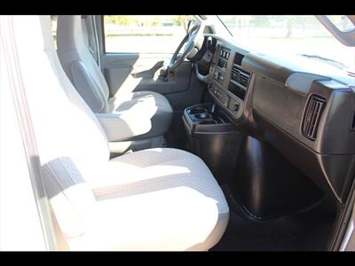 2025 Chevrolet Express LS 3500   - Photo 17 - Euless, TX 76040