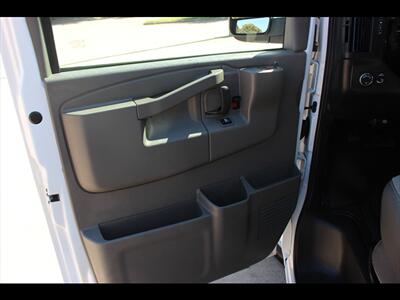 2025 Chevrolet Express LS 3500   - Photo 18 - Euless, TX 76040