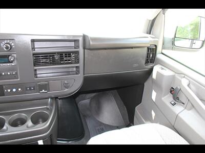 2024 Chevrolet Express LT 3500 - Photo 17 - Euless, TX 76040