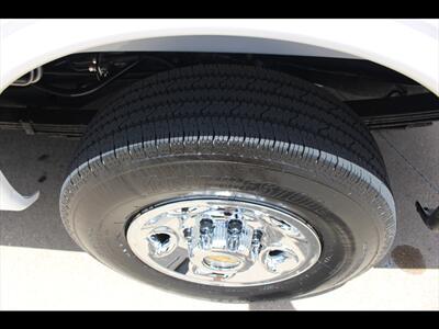 2024 Chevrolet Express LT 3500 - Photo 29 - Euless, TX 76040