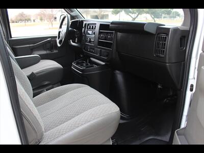 2023 Chevrolet Express LS 3500   - Photo 19 - Euless, TX 76040