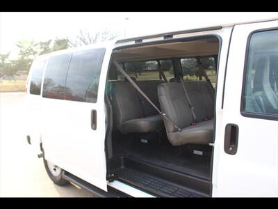 2023 Chevrolet Express LS 3500   - Photo 12 - Euless, TX 76040