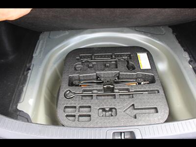 2024 Toyota Corolla LE - Photo 12 - Euless, TX 76040