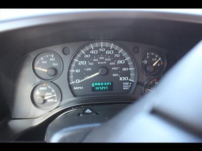 2005 Chevrolet Express Passenger 3500 LT   - Photo 13 - Euless, TX 76040