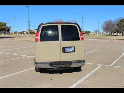 2005 Chevrolet Express Passenger 3500 LT   - Photo 4 - Euless, TX 76040