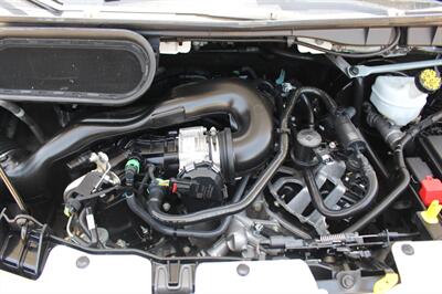 2023 Ford Transit 250   - Photo 39 - Euless, TX 76040